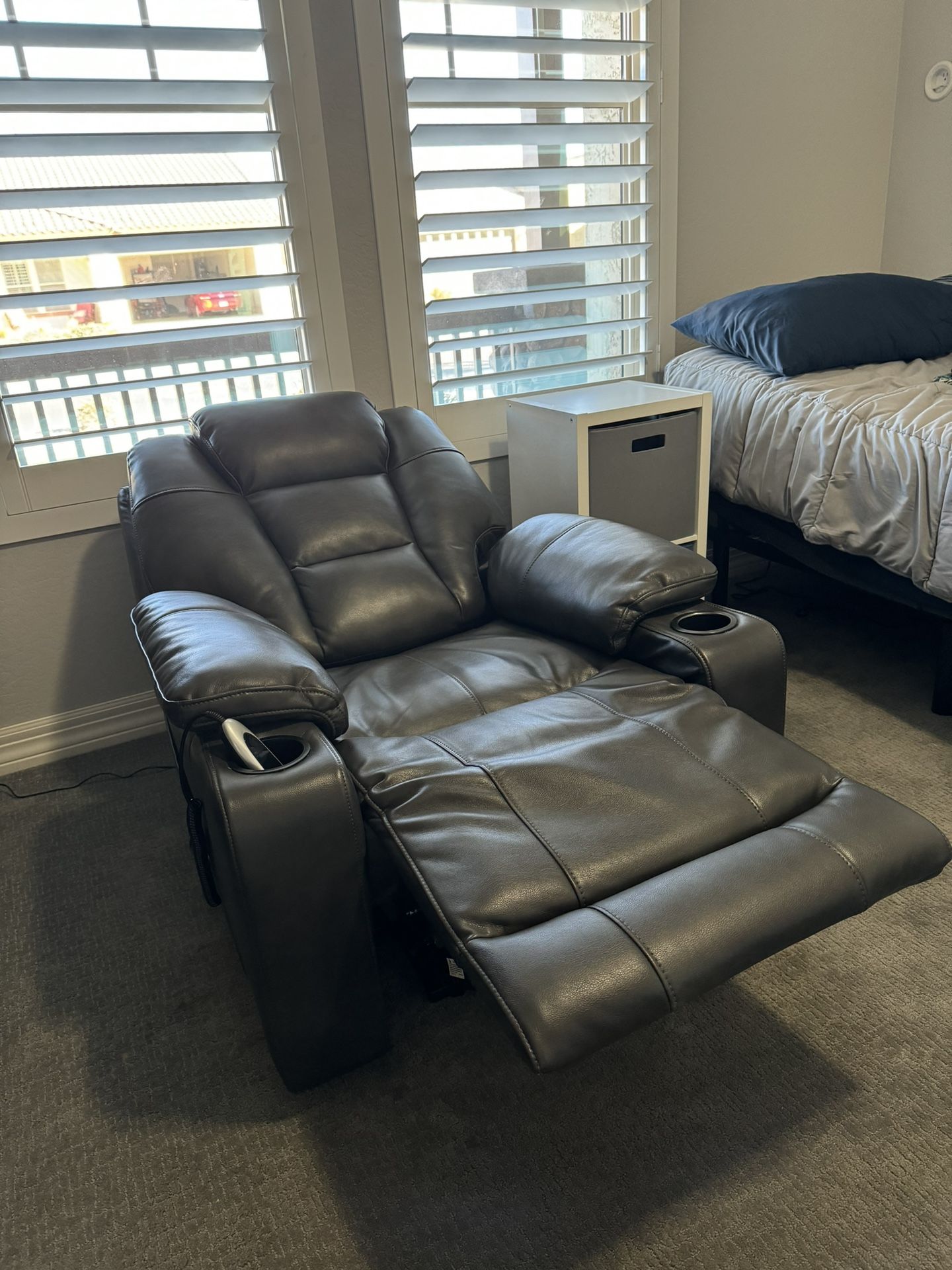 Reclining Lift Power Chair 