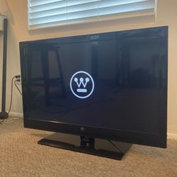 40” Flatscreen TV w/remote