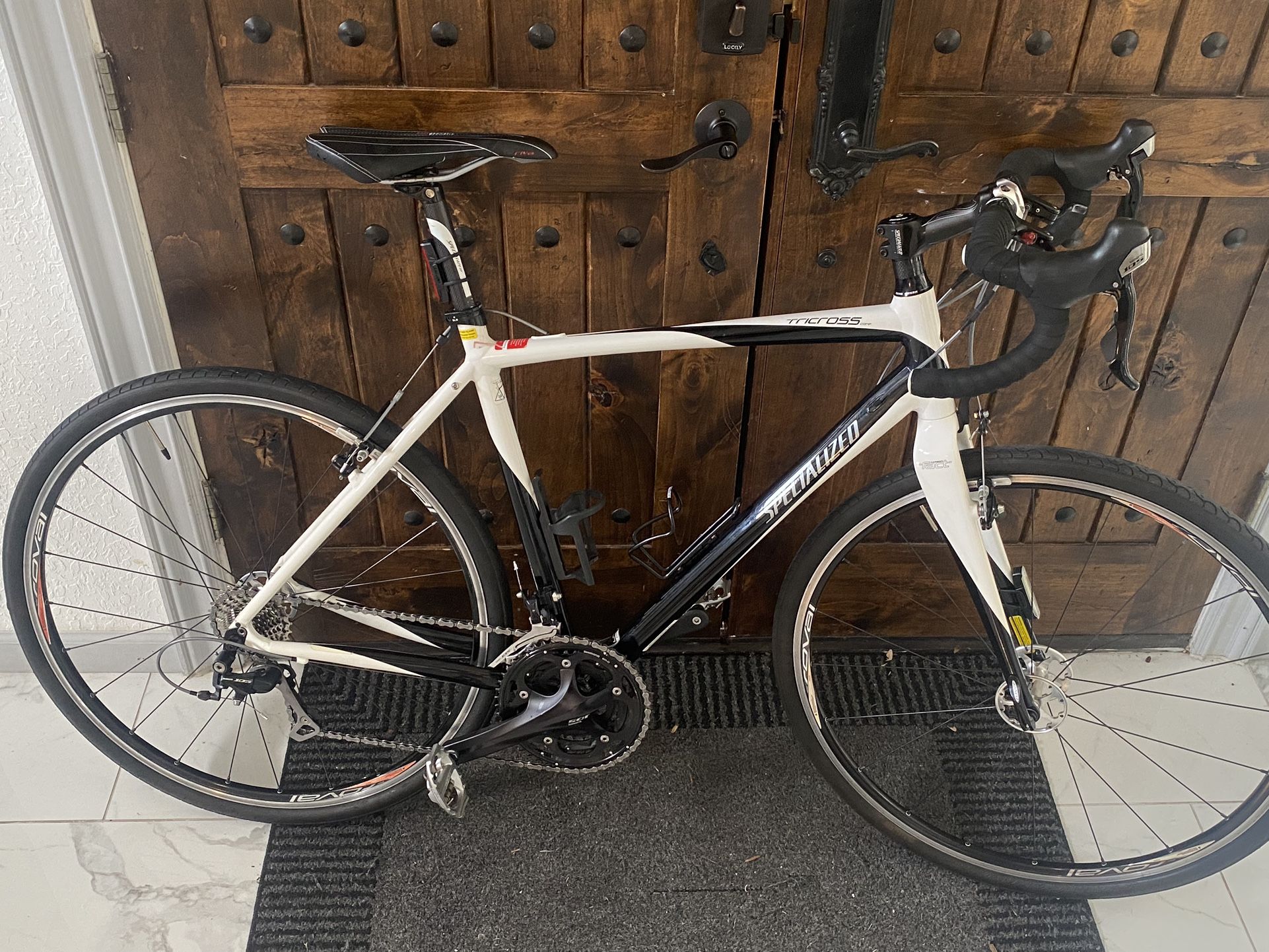 Specialized TriCross Road Bike 54 Cm