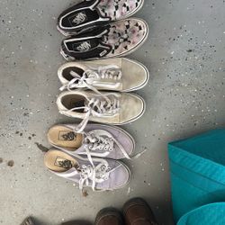 Women’s/girls Vans