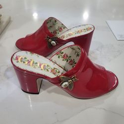 GUCCI SHOSE 