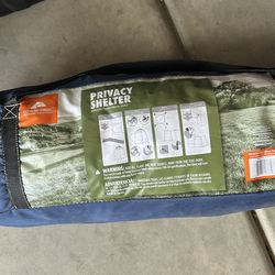 Private shelter tent sleeping bag