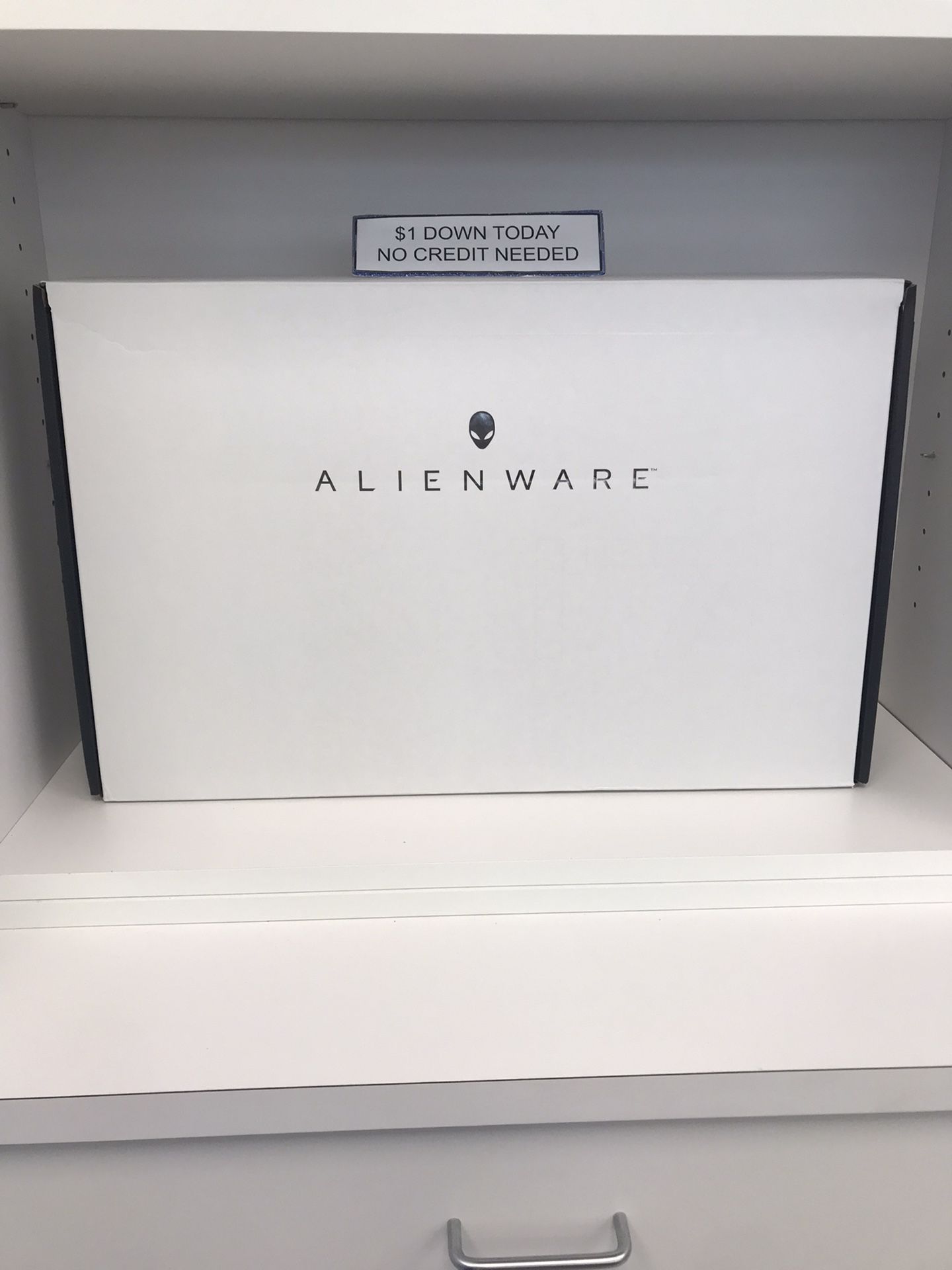 Alienware M17 R5 17.3 FHD 360HZ Gaming Laptop - Pay $1 Today to Take it Home and Pay the Rest Later!
