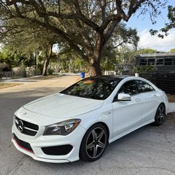 2016 Mercedes Benz CLA 250 Sedan 