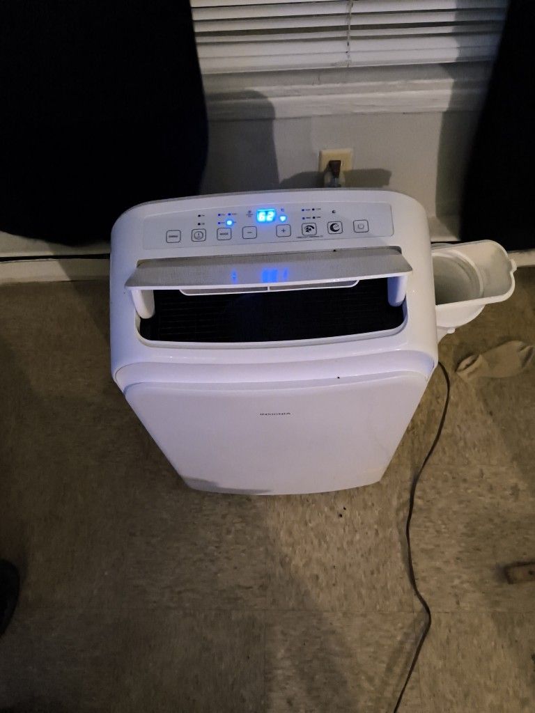 Insignia 3 In 1 Portable AC
