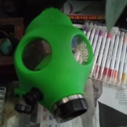 Gas Mask