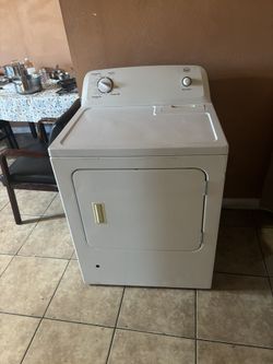 Roper. Gas Drayer Working. Big Size. Price Firm Like New