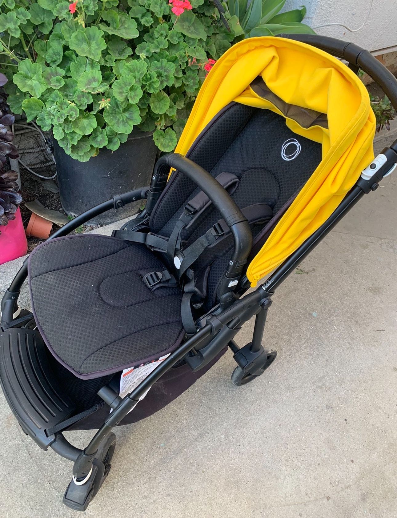 STROLLER