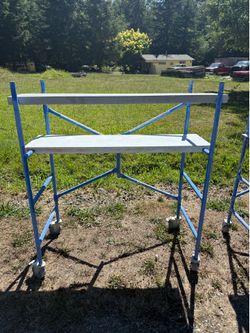 Paint and drywall scaffolding