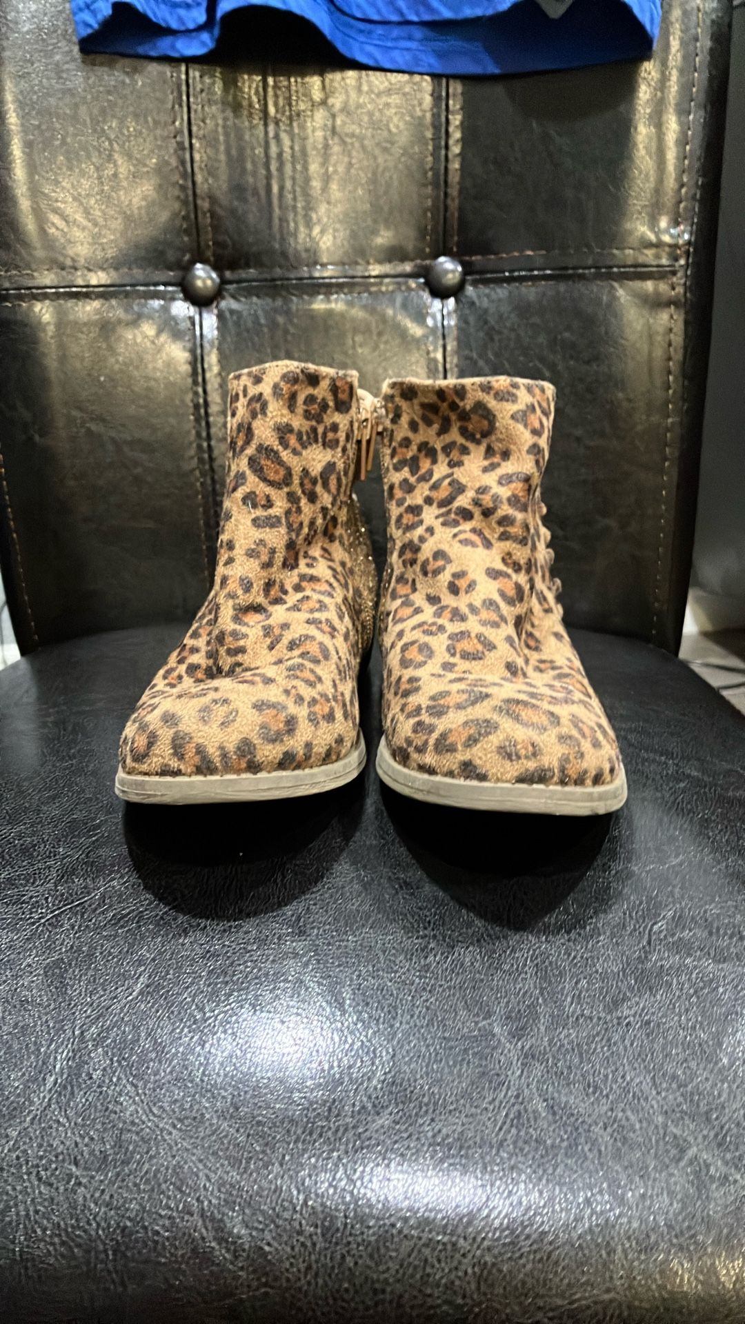 Boots Size 1