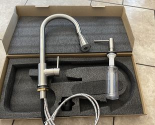 “Brand new” stainless steel kitchen faucet sink incl hot/cold hoses& Soap Dispenser Brush Nickel 