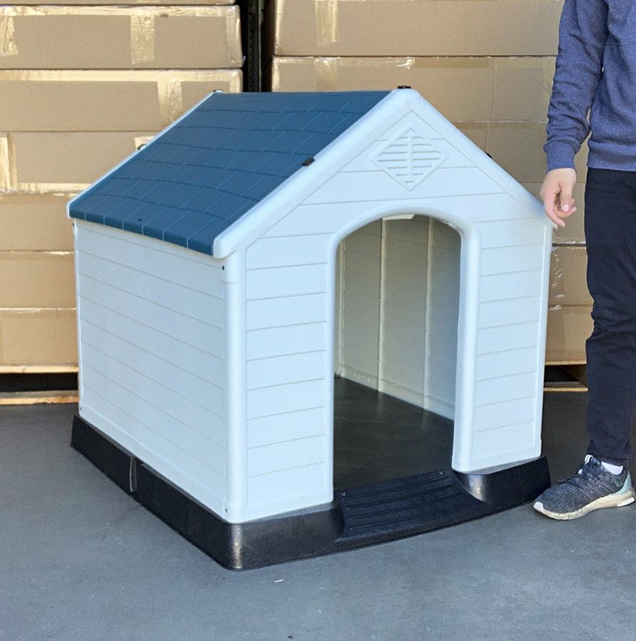 $105 (Brand New) Plastic dog house large size pet indoor outdoor all weather shelter cage kennel 36x36x39”