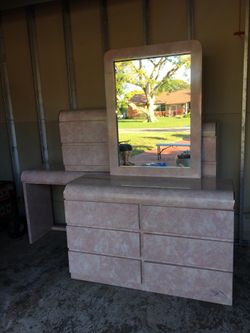 Bedroom set 5 pieces