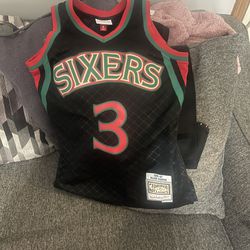 Allen Iverson 3 jersey size small