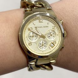 Michael Kors Watch Gold Authentic 