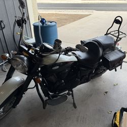 Kawasaki Vulcan Classic 900