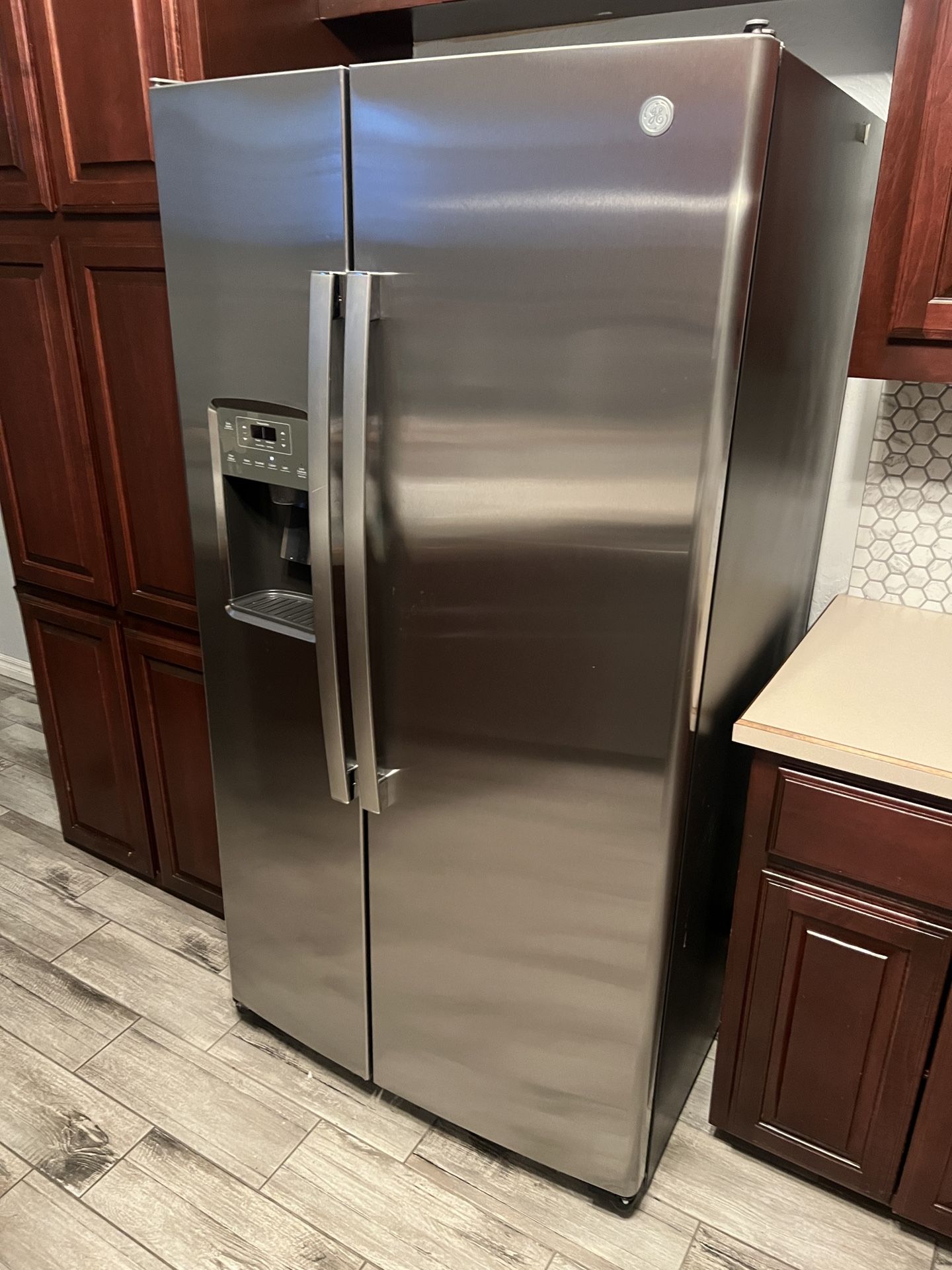 Refrigerator