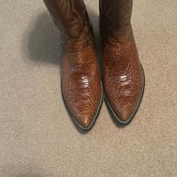 Very Fancy Justin Cowboy Boots 