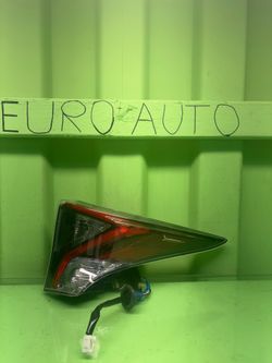 2016 2017 2018 Toyota Prius Right Passenger Outer Tail Light OEM 81550-47290-B