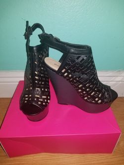 Just Fab High Heels wedges shoes...size 6 womens....Brand New!