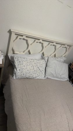 Pottery barn full size bed white - pick up