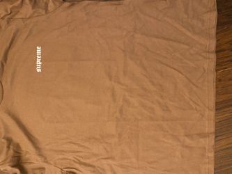 Large Supreme Tee 75$ 