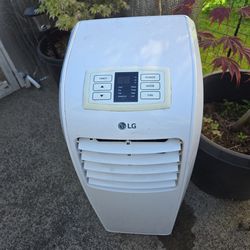 LG Air Conditioner 8000 BTU