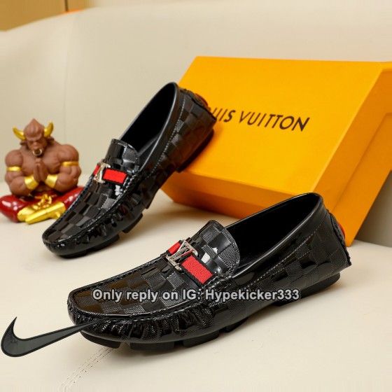 Louis Vuitton LV leather LV dress shoes Never been worn for Sale