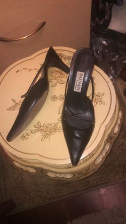 Balmain Leather Slides.size 9.