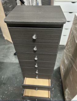 Paulina Dresser Knobs Diamond 💎  ❤️❤️