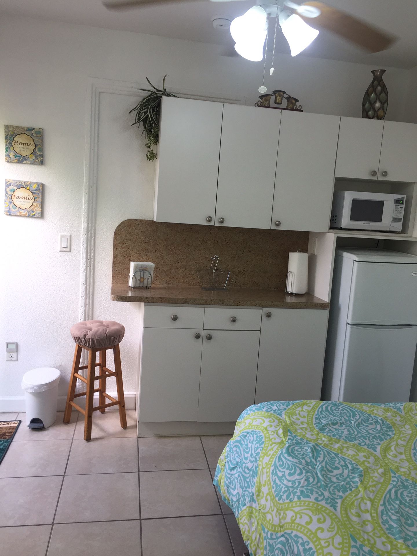 Efficiency In Miami For Rent 23 - 12b5sdg