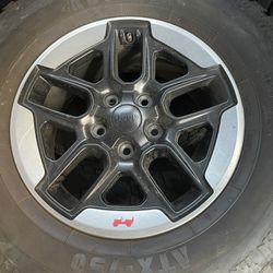 Jeep Wrangler Rubicon JL Wheels & Tires