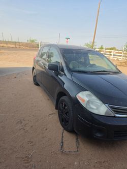 2011 nissan versa