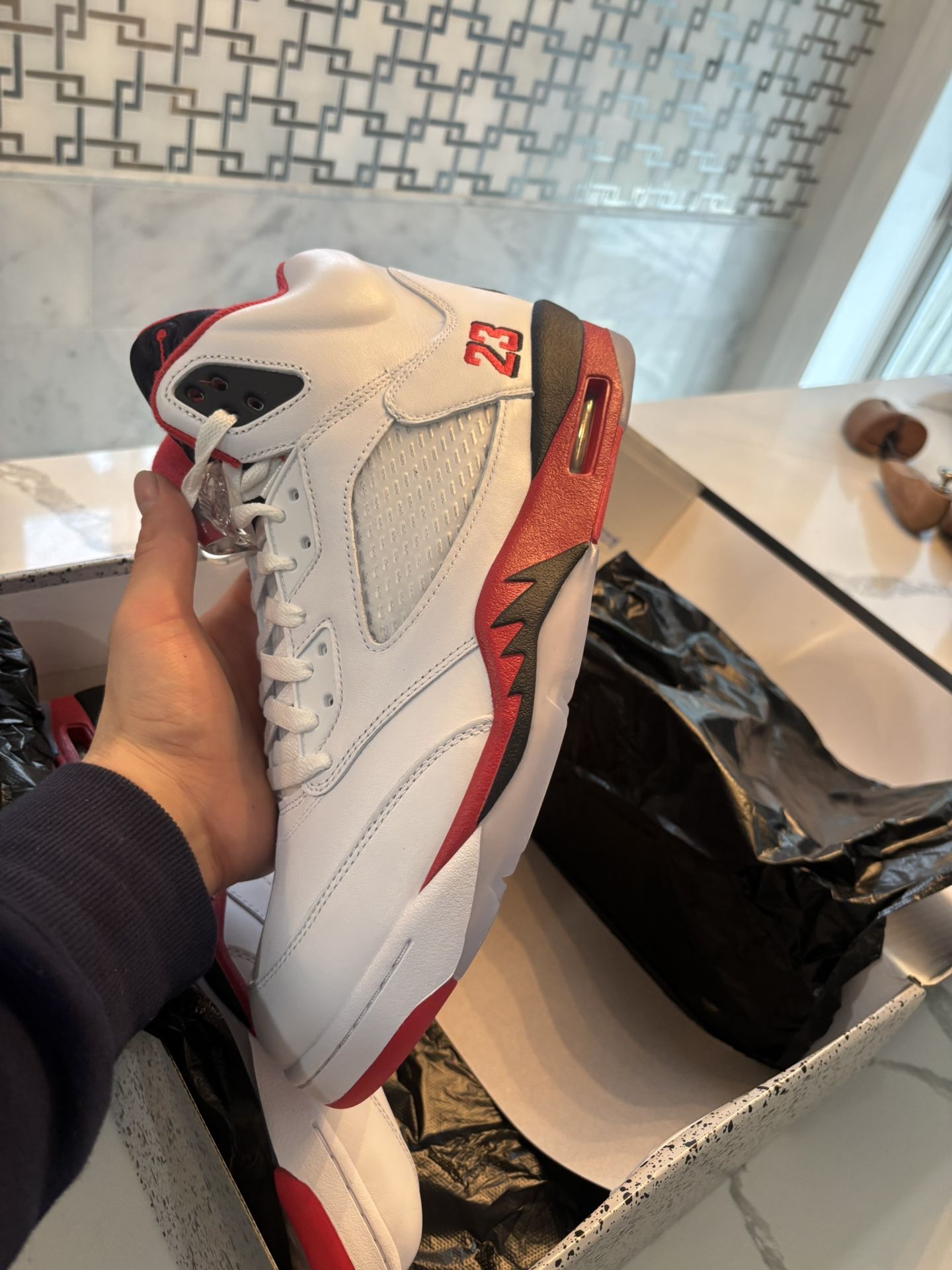 Jordan 5 Fire Red