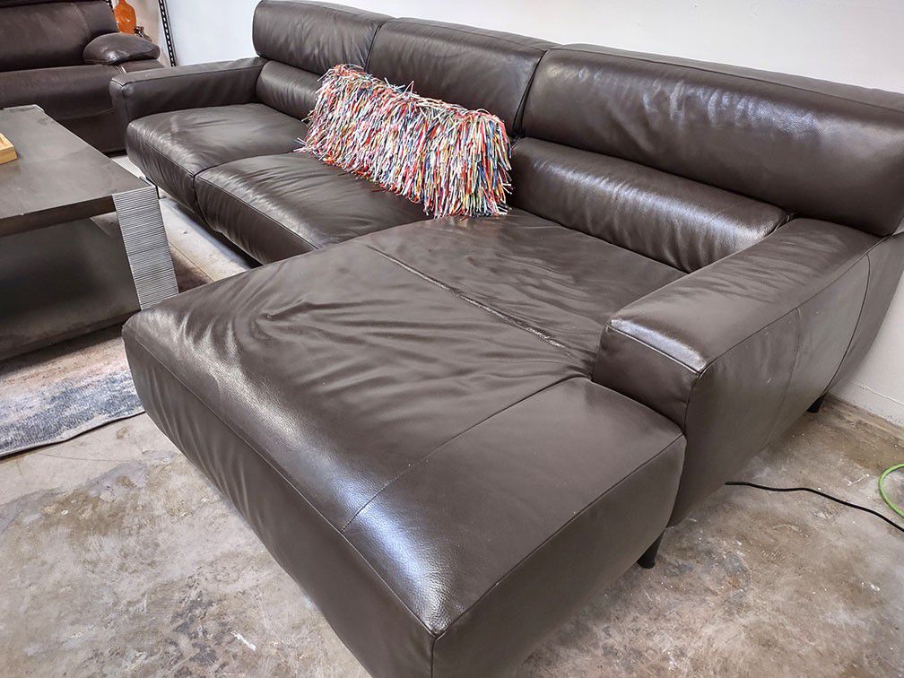 Landry 2pc Italian Leather Sectional Sofa