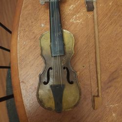 ANTIQUE TIN VIOLIN 12"