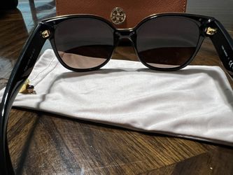 Sunglasses Tory Burch.
