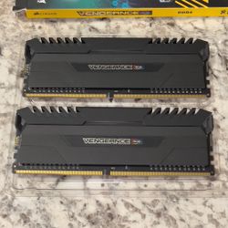 Corsair Vengeance RGB 16GB DDR4 Desktop RAM (2x8GB) 3466MHz – Samsung B-Die (Ver 4.31)