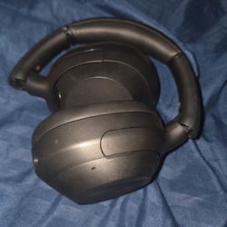 Sony Ult Over Heat Headphone Cancelation 