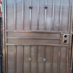 metal door 