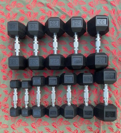 SET  OF  NEW. RUBBER DUMBBELLS  (PAIRS OF)  :  5s  10s  15s  20s  25s  30s 
