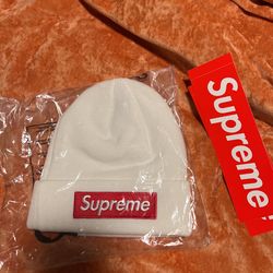 Supreme NewEra Box Logo Beanie