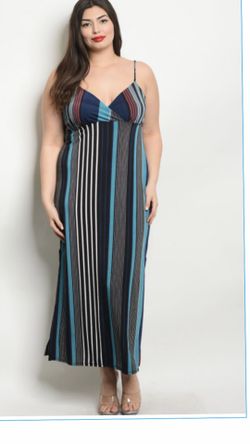 Women’s plus size sun dress Sizes 1X-3X very slimming!