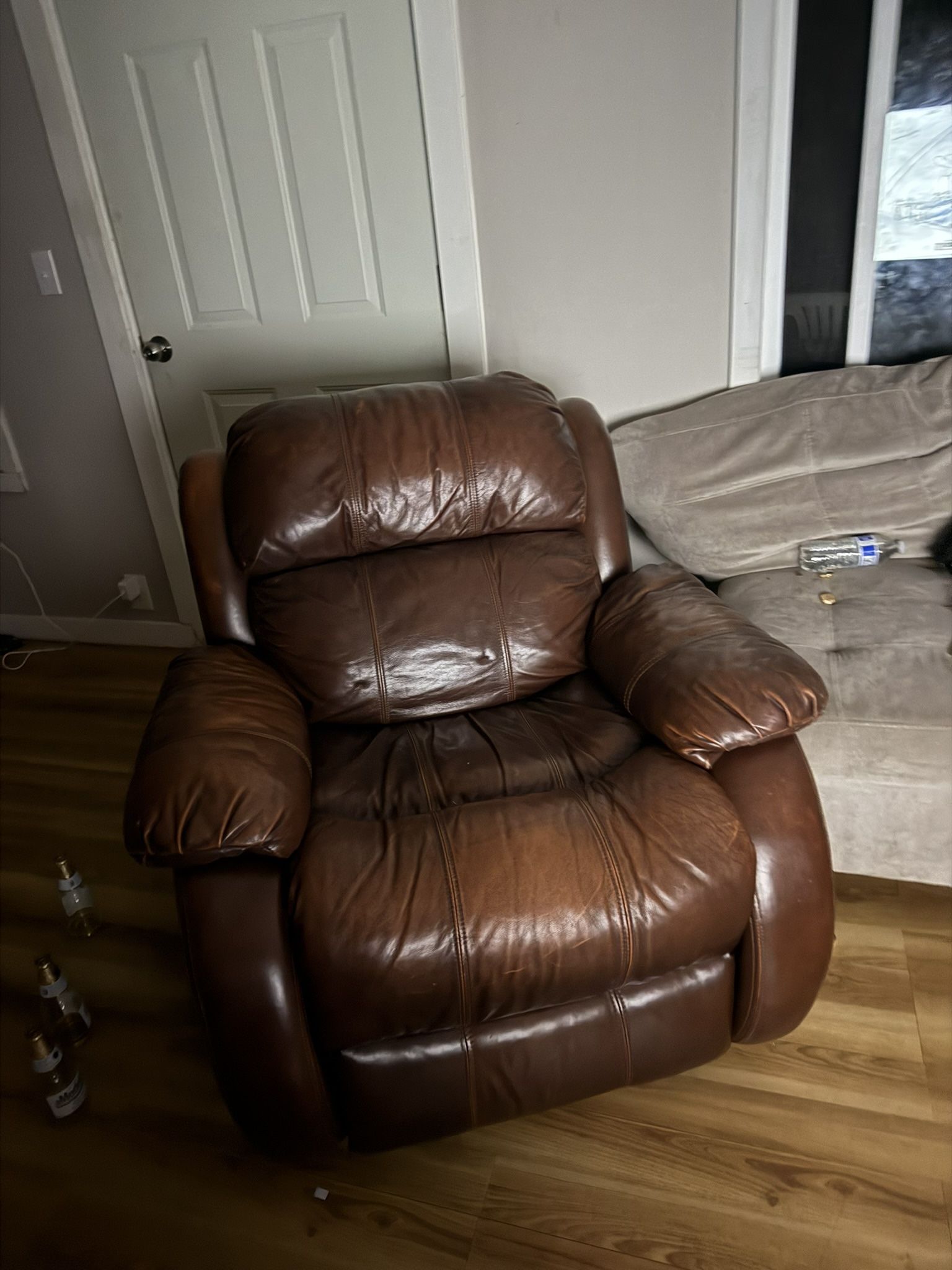 Vintage brown leather couch