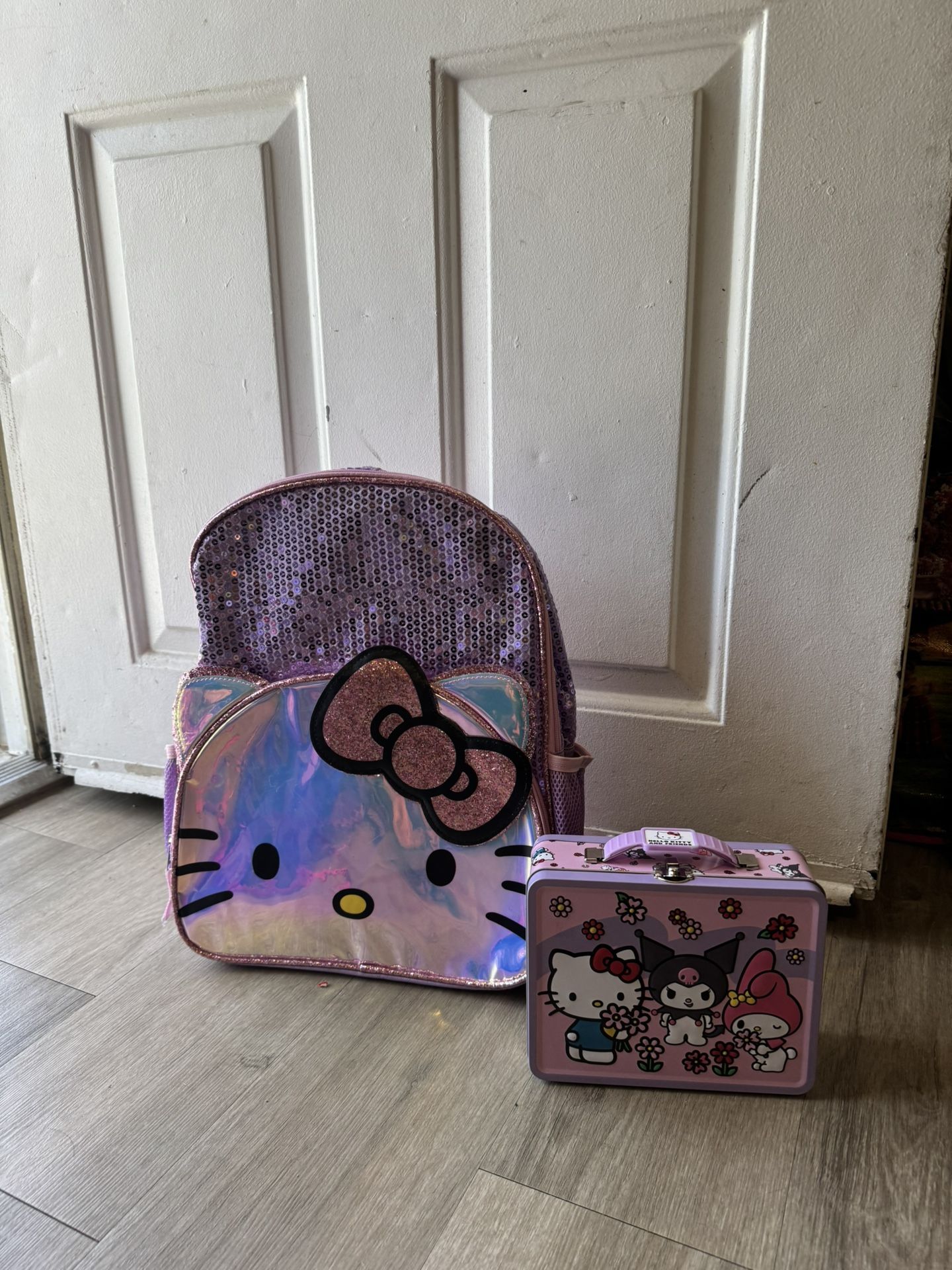Helo Kitty Bundle With Hello Kitty Lunch Box / Backpack Used In Good Condition Luch Box Is New /
