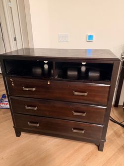 Used dresser