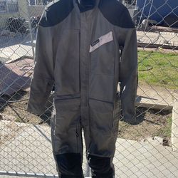 Aerostich Roadcrafter 42