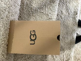 UGG Tasman II