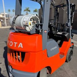 Ready To Work Toyota forklift newer model 
5,000 lb 