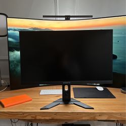 Gigabyte M28U 4k 144hz Monitor for Sale in Brooklyn, NY - OfferUp
